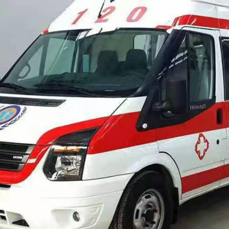 桂东非急救护送病人转院租赁救护车的优缺点对比